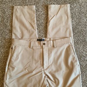 Khaki Banana Republic slim fit stretch pants. 33x30